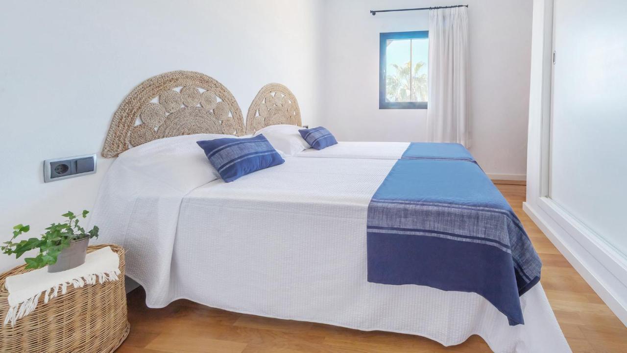 Pool House Marineta Villa Llombarts Exterior foto